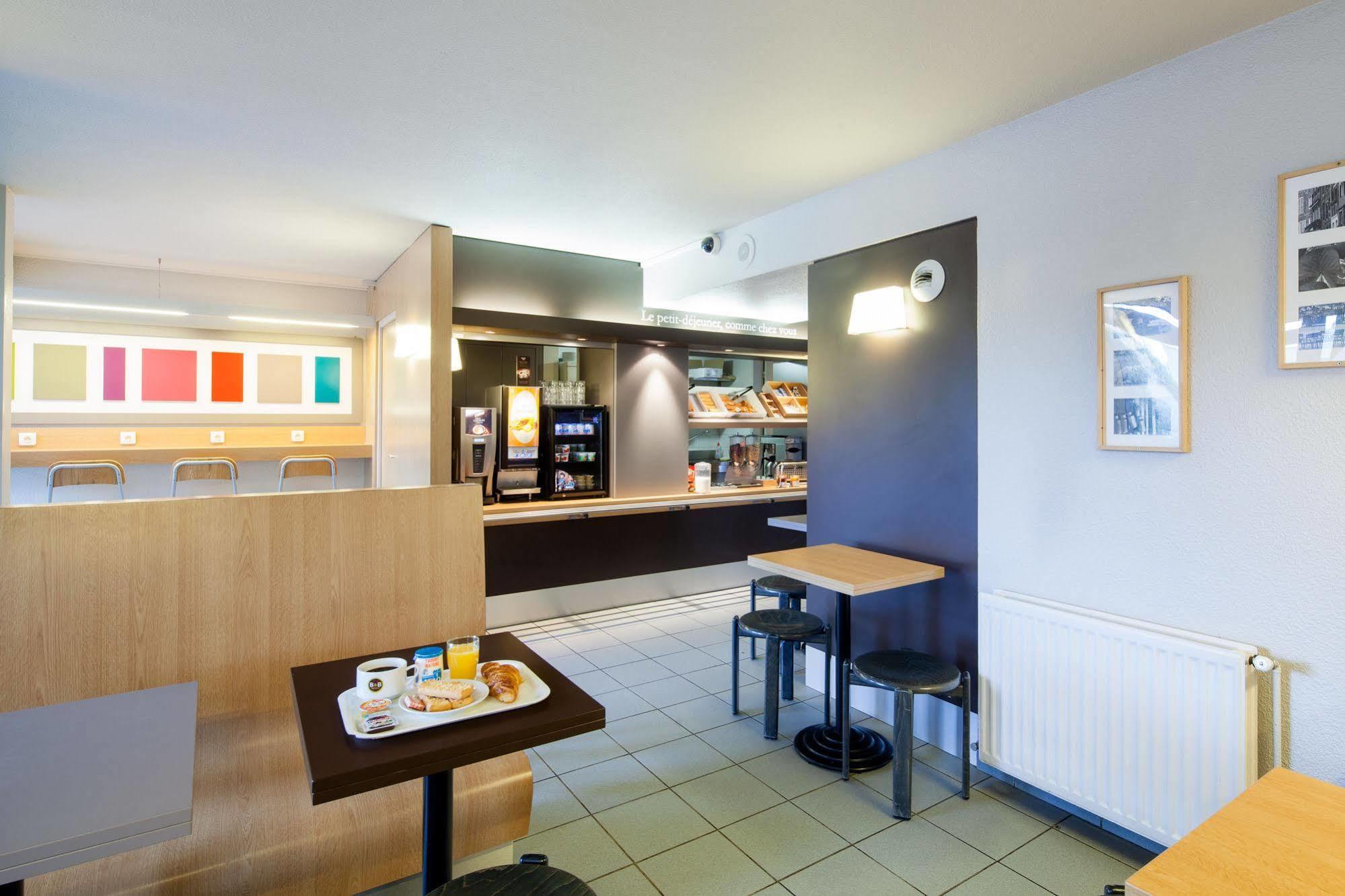 B&B Hotel Chartres Le Coudray 外观 照片